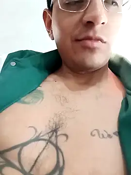 Snapshot of ale3J4a chatting on 03.11.25 ale3J4a online show from 03.11.25