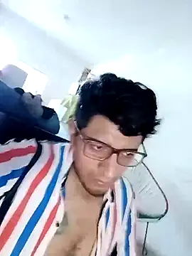 Snapshot of ale3J4a chatting on 11.07.25 ale3J4a online show from 11.07.25