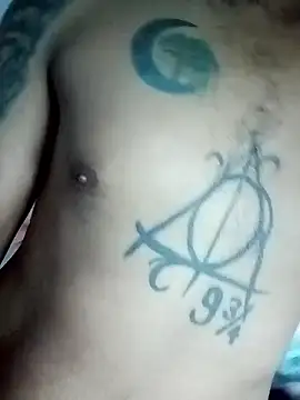 Snapshot of ale3J4a chatting on 11.10.25 ale3J4a online show from 11.10.25