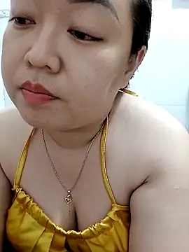 Snapshot of VyOanh2K chatting on 01.18.26 VyOanh2K online show from 01.18.26