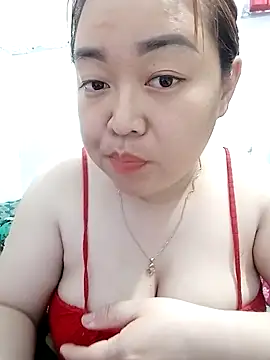 Snapshot of VyOanh2K chatting on 01.19.26 VyOanh2K online show from 01.19.26