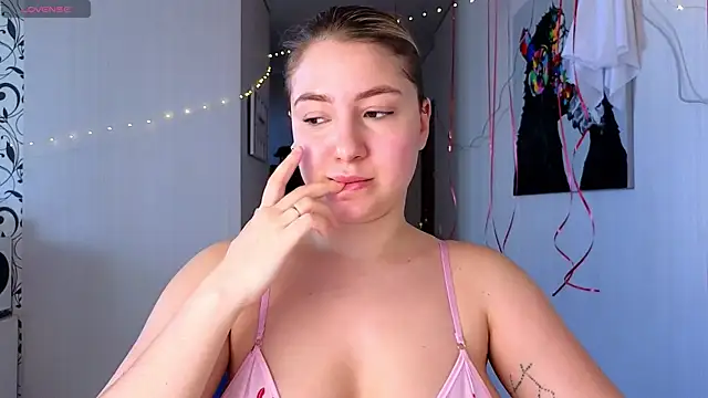 Yassyaaa online show from 03.07.25