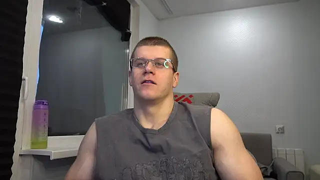 Snapshot of Bruno_Banani chatting on 10.02.25 Bruno Banani online show from 10.02.25