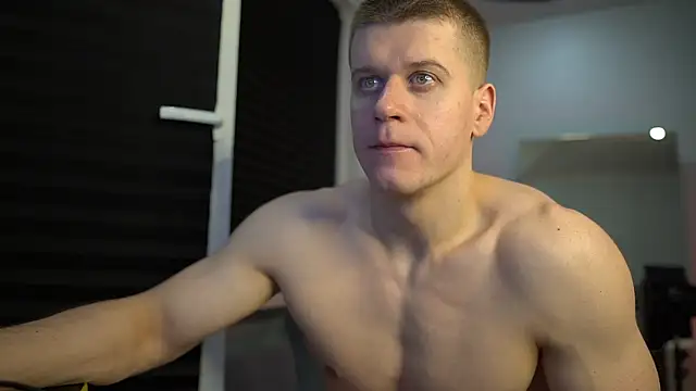 Snapshot of Bruno_Banani chatting on 10.09.25 Bruno Banani online show from 10.09.25