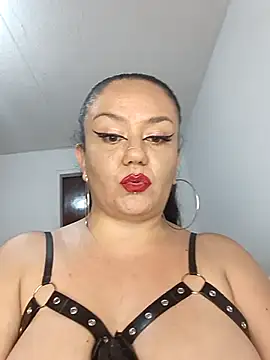 Snapshot of Kinkster_Jade chatting on 03.05.25 Kinkster Jade online show from 03.05.25