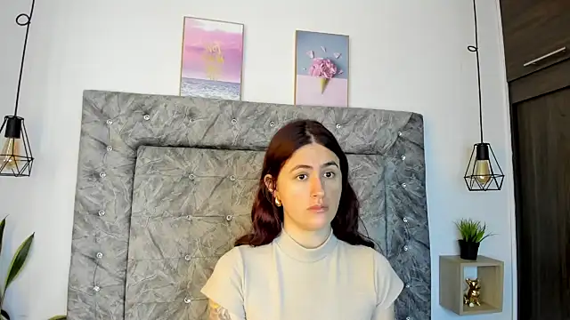 Snapshot of sweet_abby1 chatting on 10.11.25 sweet abby1 online show from 10.11.25