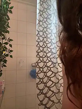 sophiamlf online show from 12.21.25