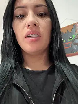 Snapshot of Sara_luna_ chatting on 03.12.25 Sara luna online show from 03.12.25