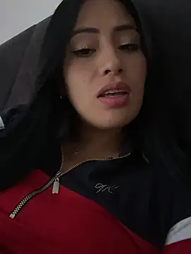 Snapshot of Sara_luna_ chatting on 06.28.26 Sara luna online show from 06.28.26