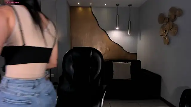 Snapshot of AbbyDalton chatting on 02.20.26 AbbyDalton online show from 02.20.26