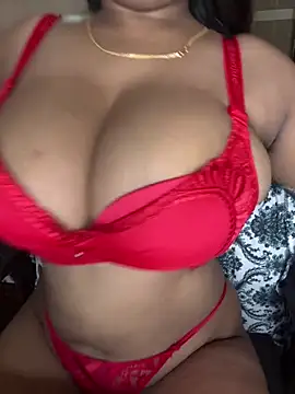 Snapshot of Sexy_Evelynn chatting on 09.29.25 Sexy Evelynn online show from 09.29.25