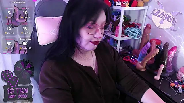 LiloMoon69 online show from 02.18.26