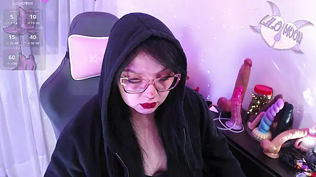 LiloMoon69 online show from 04.22.26