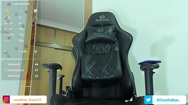 Snapshot of _CamiloBass chatting on 12.26.24 CamiloBass online show from 12.26.24