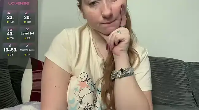 Snapshot of lilsbabyxo chatting on 12.02.24 lilsbabyxo online show from 12.02.24