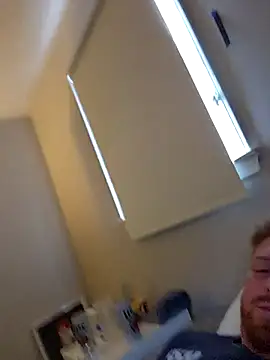 Snapshot of jayzonblow chatting on 10.25.25 jayzonblow online show from 10.25.25