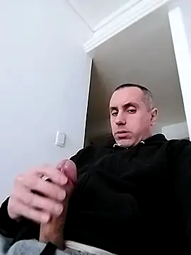 Snapshot of HELL_FIRE chatting on 09.30.25 HELL FIRE online show from 09.30.25