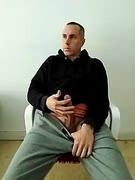 Snapshot of HELL_FIRE chatting on 10.08.25 HELL FIRE online show from 10.08.25