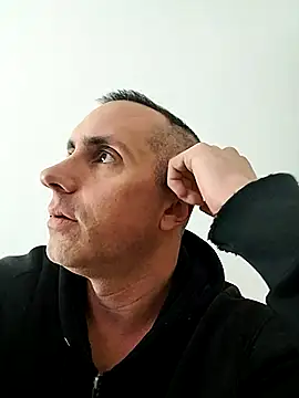 Snapshot of HELL_FIRE chatting on 10.27.25 HELL FIRE online show from 10.27.25