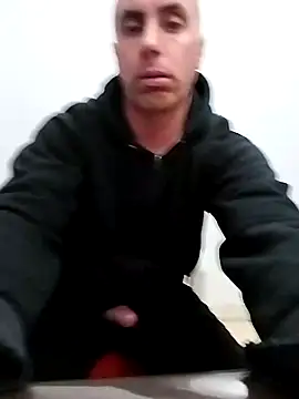 Snapshot of HELL_FIRE chatting on 11.08.25 HELL FIRE online show from 11.08.25