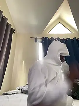 Snapshot of anubi0880 chatting on 02.02.25 anubi0880 online show from 02.02.25