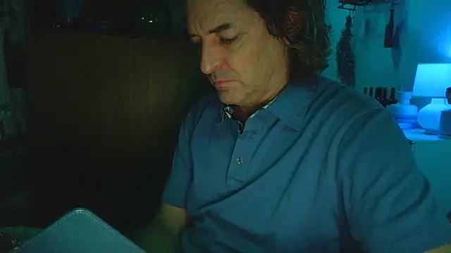 Snapshot of costanza7070 chatting on 02.22.25 costanza7070 online show from 02.22.25