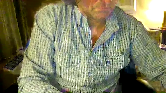 Snapshot of costanza7070 chatting on 02.27.25 costanza7070 online show from 02.27.25