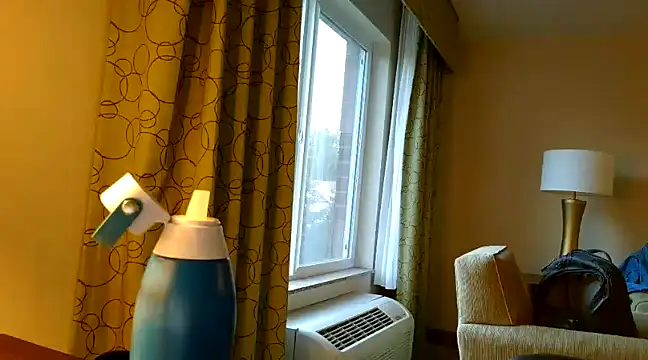 Snapshot of costanza7070 chatting on 02.27.25 costanza7070 online show from 02.27.25