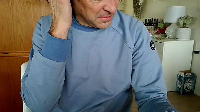 Snapshot of costanza7070 chatting on 03.16.25 costanza7070 online show from 03.16.25