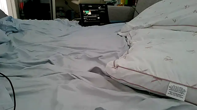 Snapshot of costanza7070 chatting on 03.21.25 costanza7070 online show from 03.21.25