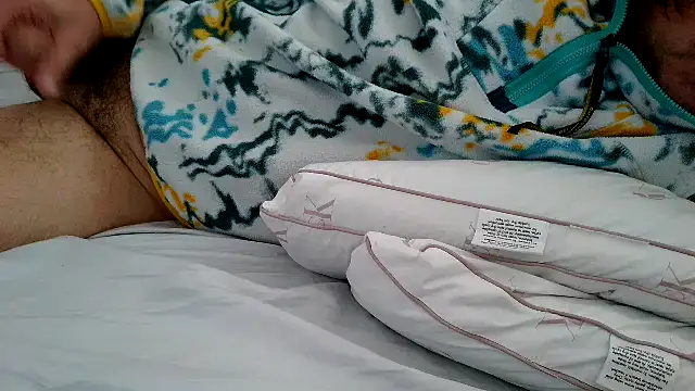 Snapshot of costanza7070 chatting on 03.21.25 costanza7070 online show from 03.21.25