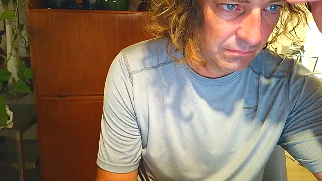 Snapshot of costanza7070 chatting on 09.23.25 costanza7070 online show from 09.23.25