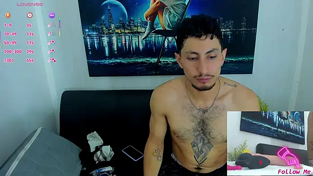 Snapshot of Piggy_Eddy chatting on 09.23.25 Piggy Eddy online show from 09.23.25