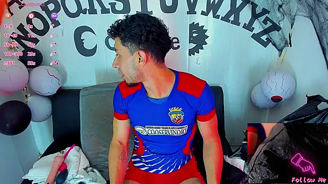 Piggy Eddy online show from 10.28.25