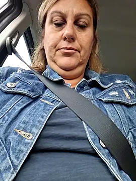 Snapshot of Mara-24 chatting on 10.01.25 Mara-24 online show from 10.01.25