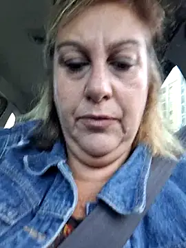 Snapshot of Mara-24 chatting on 10.14.25 Mara-24 online show from 10.14.25