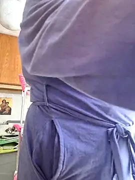 Snapshot of Mara-24 chatting on 10.20.25 Mara-24 online show from 10.20.25