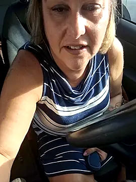 Snapshot of Mara-24 chatting on 10.25.25 Mara-24 online show from 10.25.25