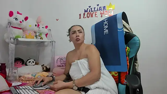 GatitaSexy Hotwet4u online show from 02.12.25