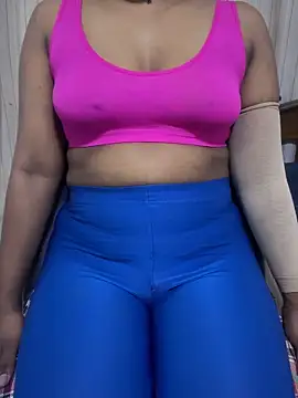 Snapshot of NethuQueen chatting on 02.28.25 NethuQueen online show from 02.28.25