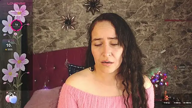 Snapshot of carla_slut_outlimits chatting on 12.17.24 carla slut outlimits online show from 12.17.24
