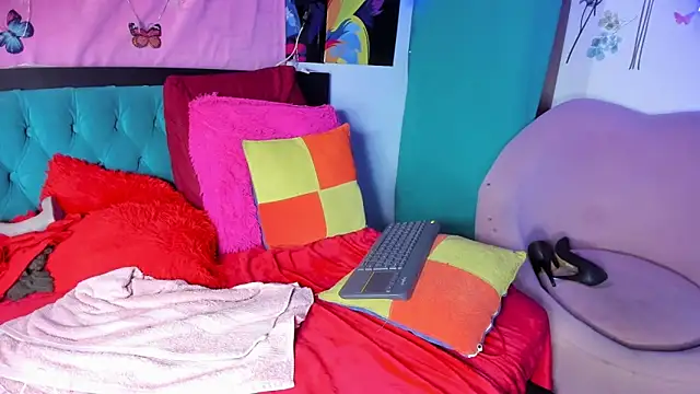 Snapshot of scarrlett40 chatting on 01.22.25 scarrlett40 online show from 01.22.25