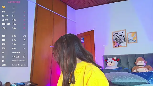 Cassie fletcher  online show from 11.20.25