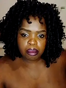 Snapshot of smileyass chatting on 12.07.24 smileyass online show from 12.07.24