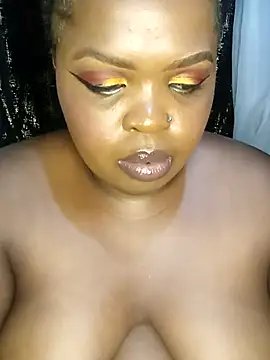 Snapshot of smileyass chatting on 09.24.25 smileyass online show from 09.24.25