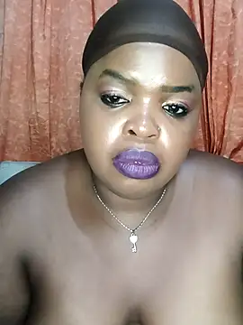 Snapshot of smileyass chatting on 10.23.25 smileyass online show from 10.23.25