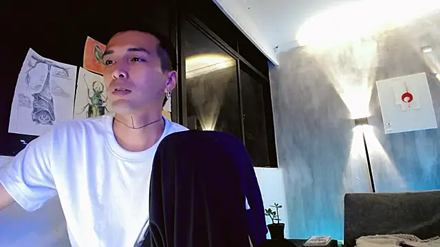 Snapshot of jadeluu chatting on 06.15.26 jadeluu online show from 06.15.26