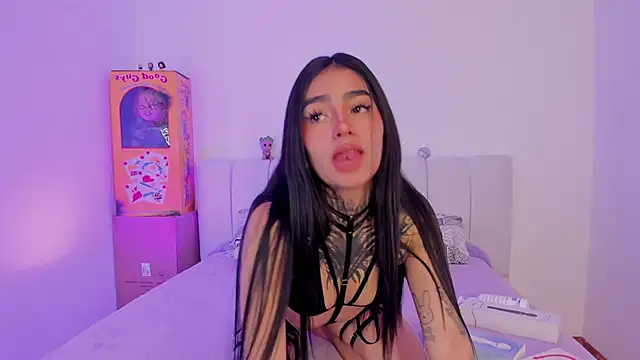 Snapshot of shadowcatt_ chatting on 09.16.25 shadowcatt online show from 09.16.25