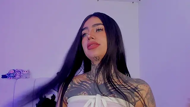 Snapshot of shadowcatt_ chatting on 11.11.25 shadowcatt online show from 11.11.25