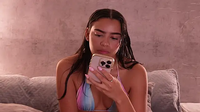 Snapshot of Nicky_and_Blake chatting on 02.16.26 Nicky and Blake online show from 02.16.26